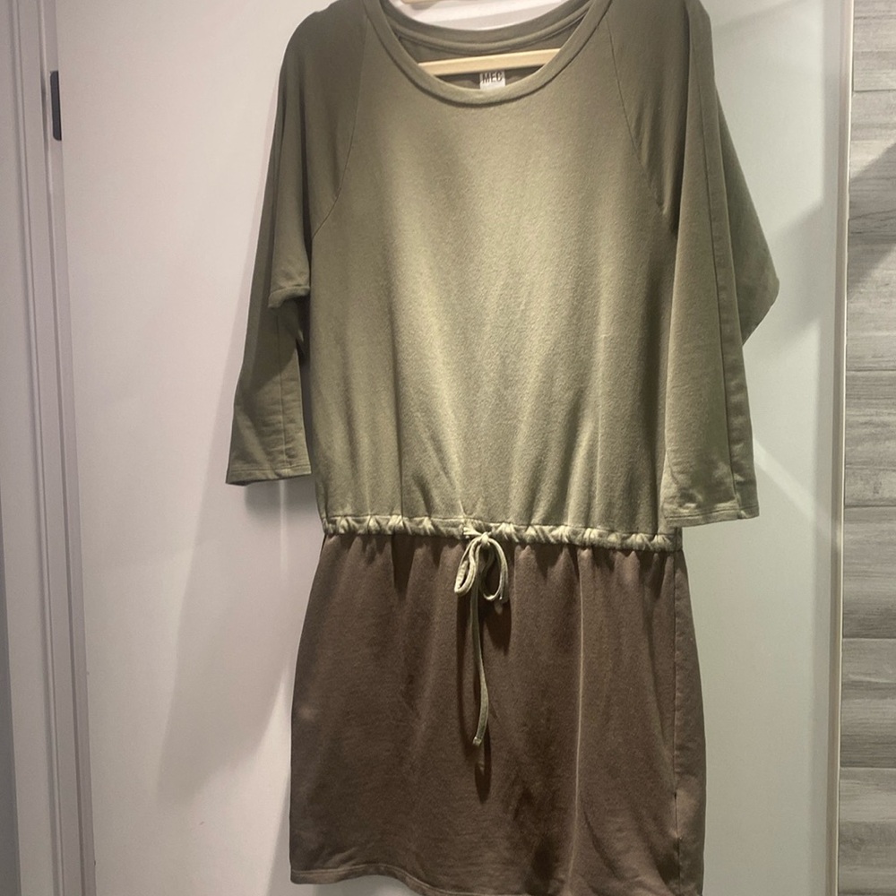 MEC Olive and Brown Women's Dress draw string waist 18” PTP 3/4 sleeve